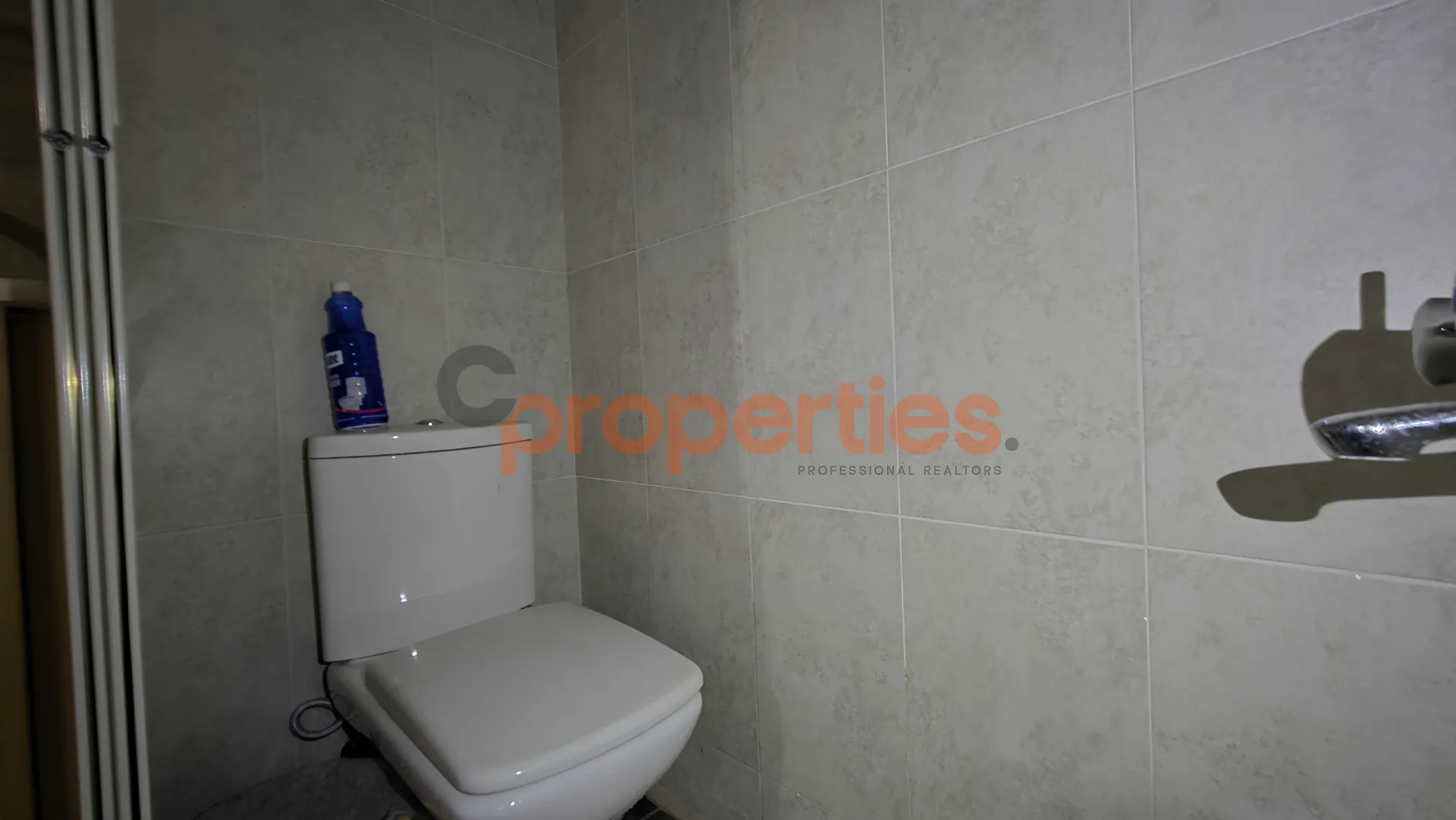 Office for Rent in Daoura