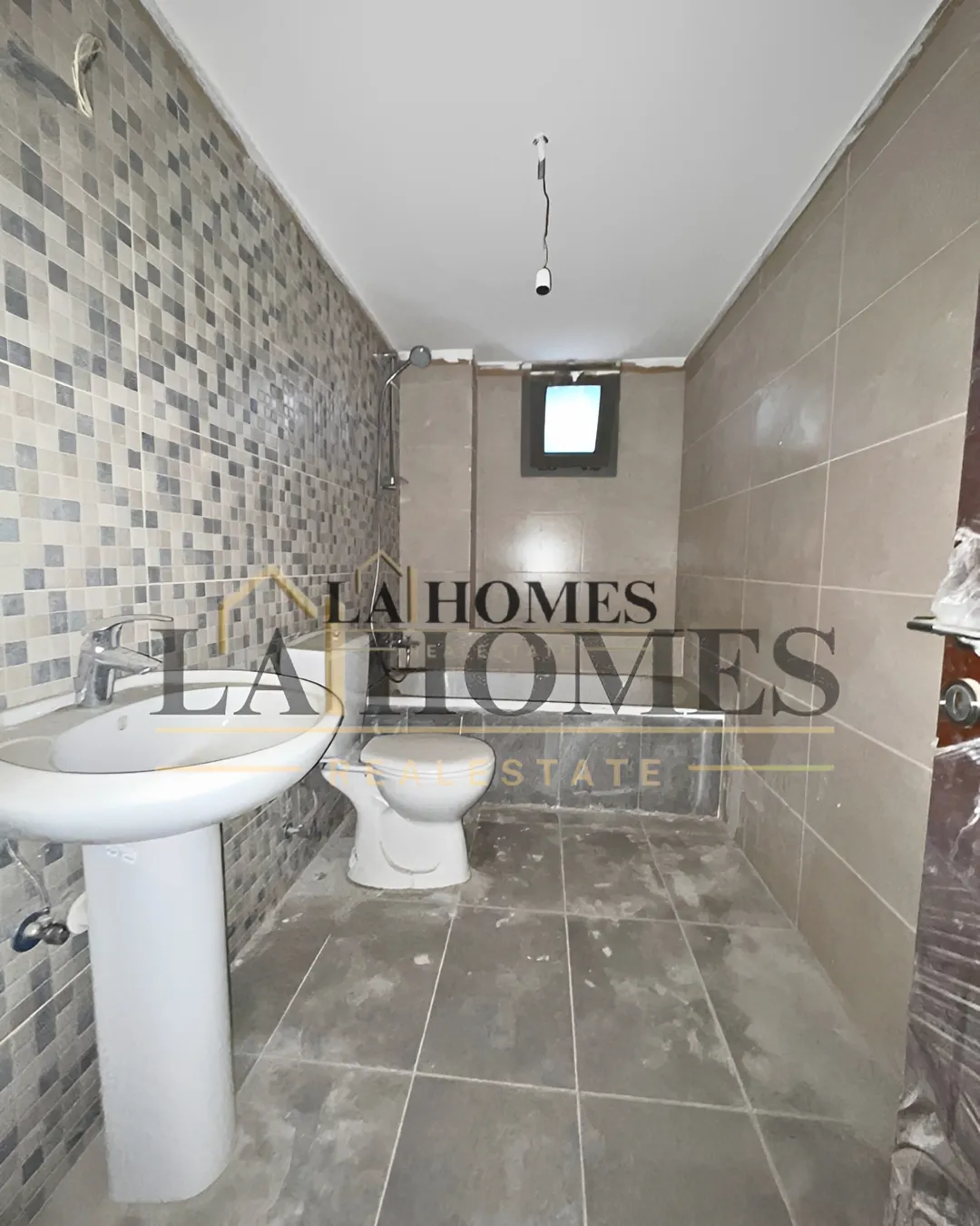 Apartment for sale in Adonis