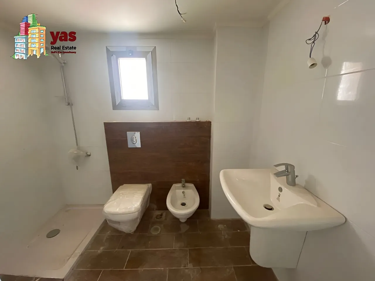 Apartment for Sale in Haret Sakhr - 4 bed, 4 bath