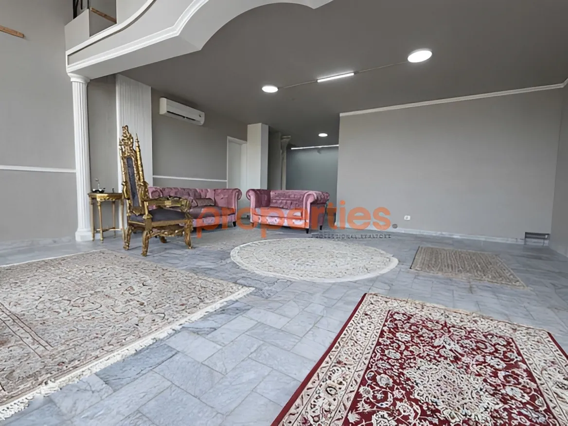 Shop for Rent in Hazmieh