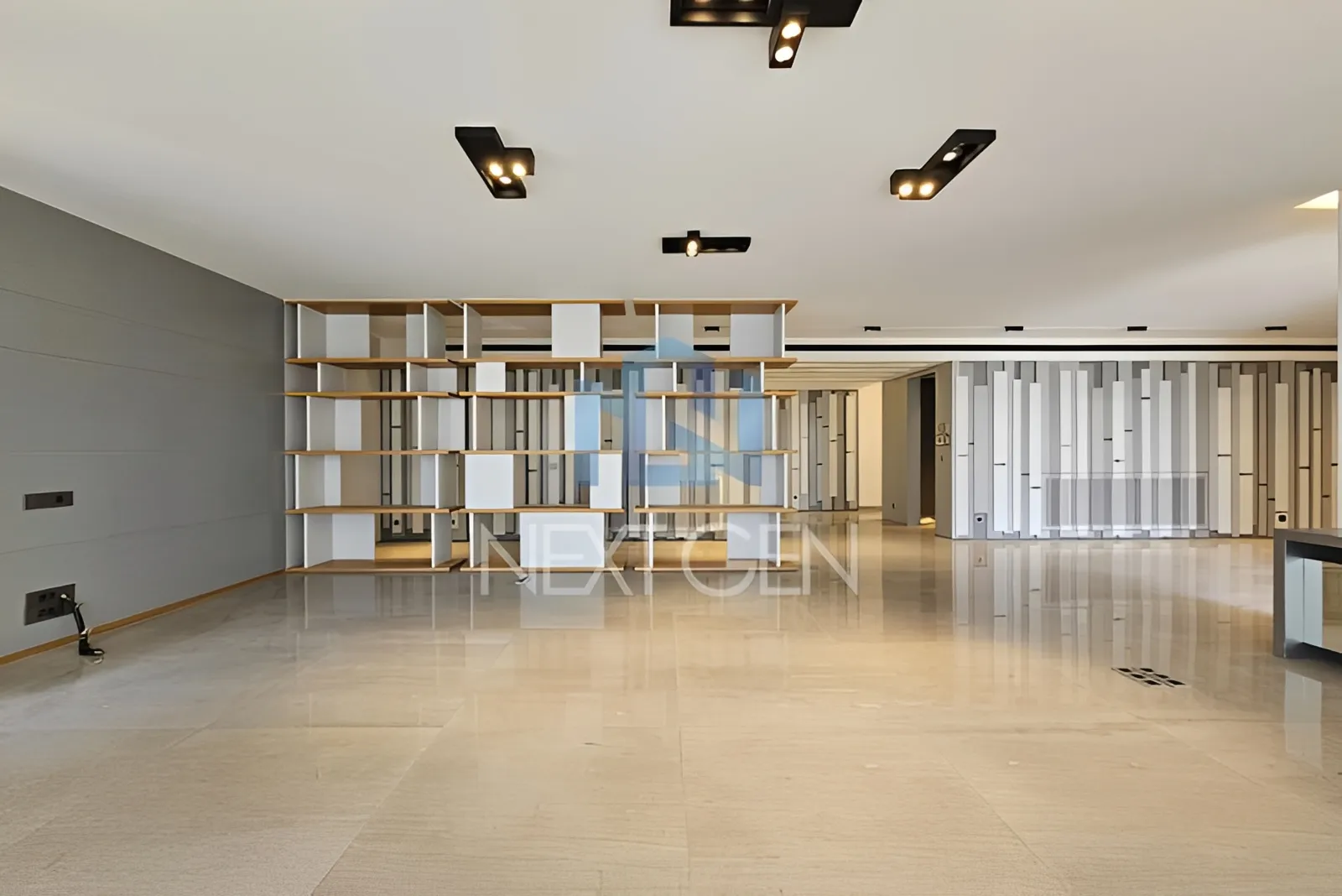 Apartment for Sale in Achrafieh - 3 bed, 5 bath