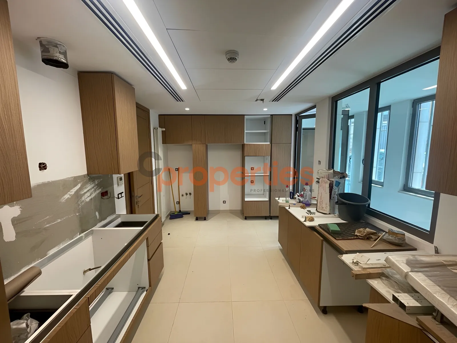Apartment for Sale in Gemmayzeh - 4 bed, 5 bath