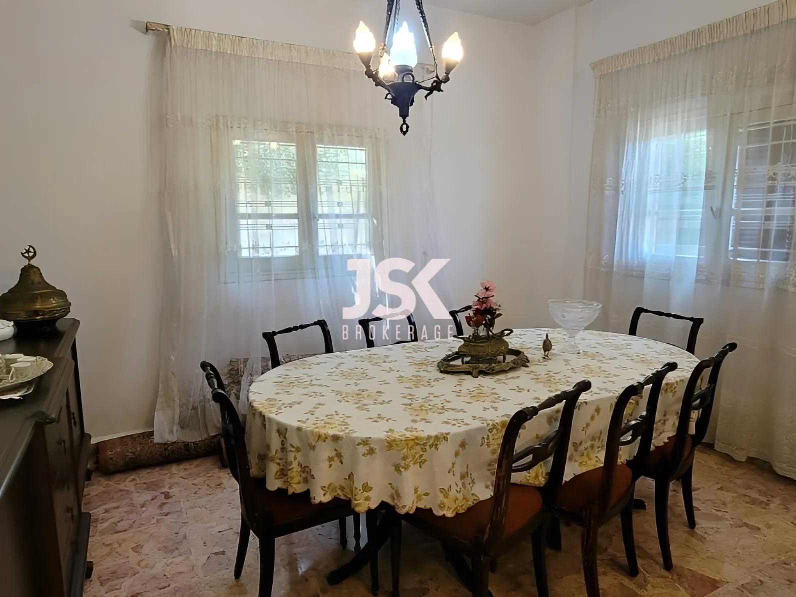 Apartment for Rent in Byblos - 2 bed, 1 bath