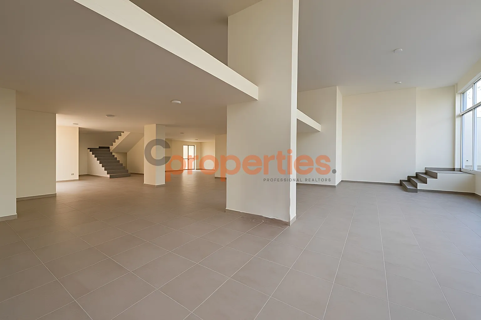Showroom for Sale in Beit Meri