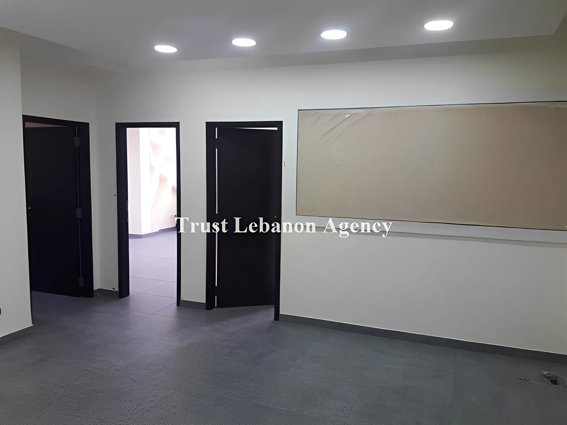 Office for rent in Metn, Mansourieh