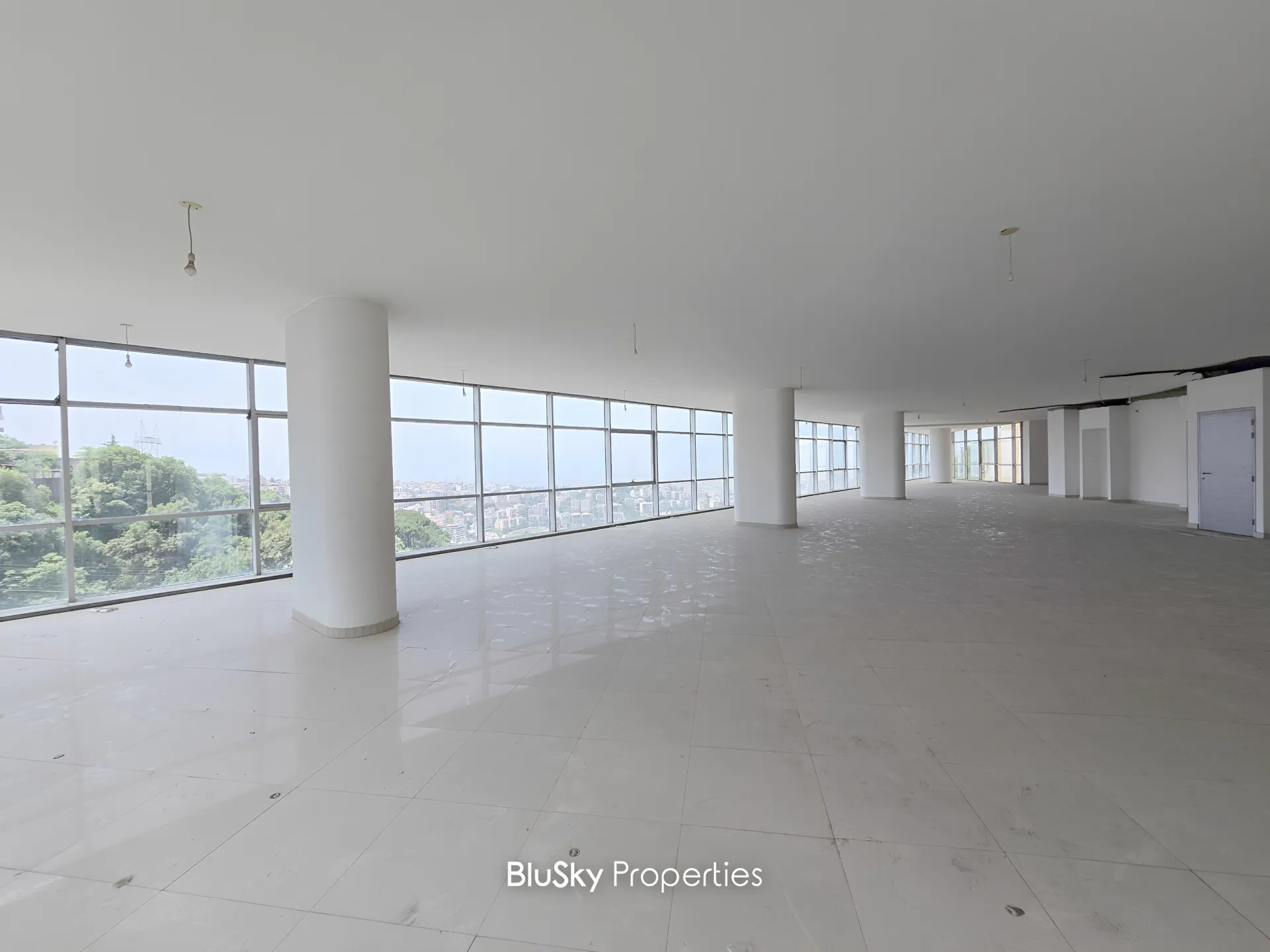 Office for rent in Mansourieh, lebanon