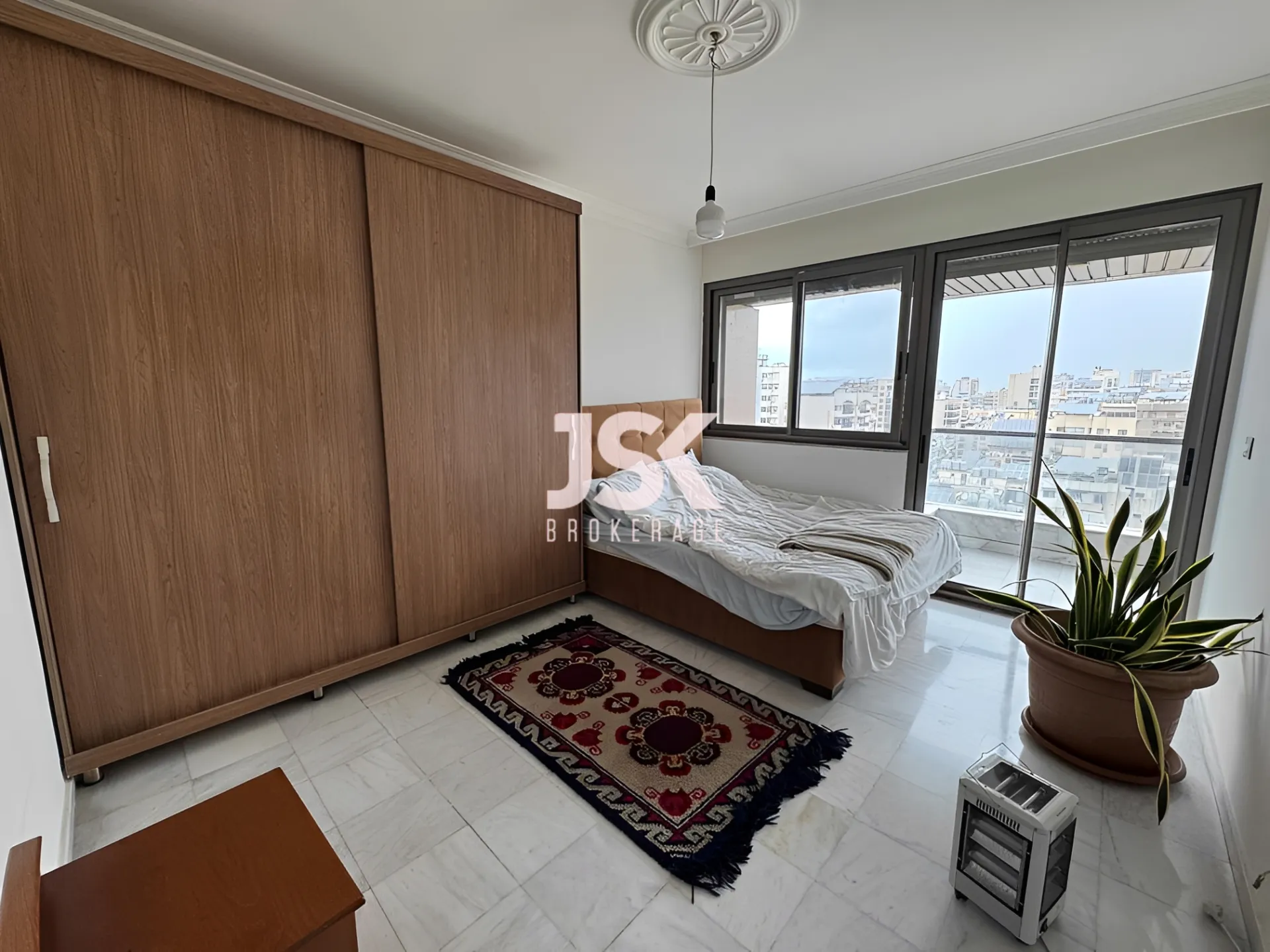 Apartment for Rent in Ras Al Naba'a