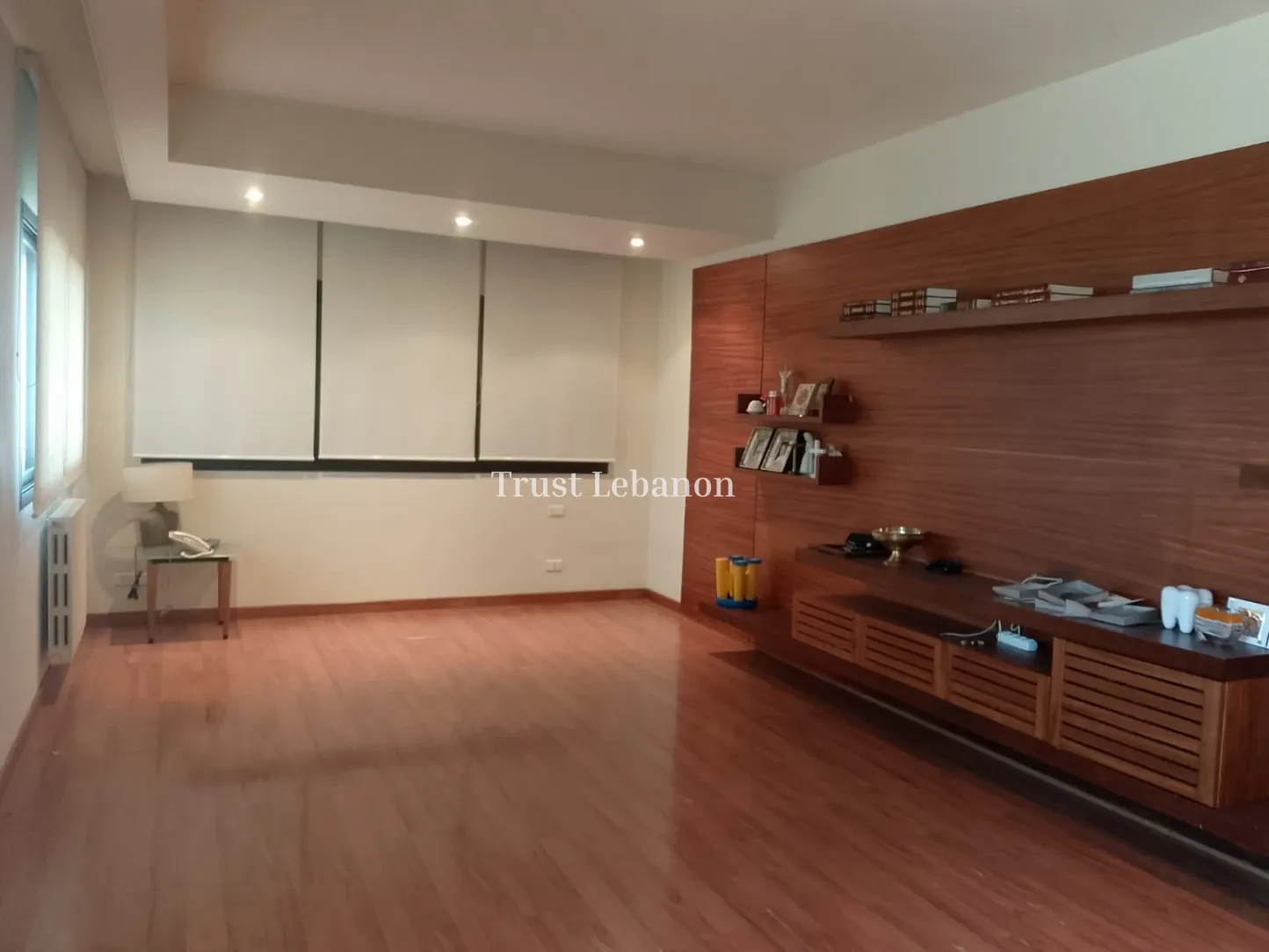 Office for rent in Sin El Fil, Lebanon