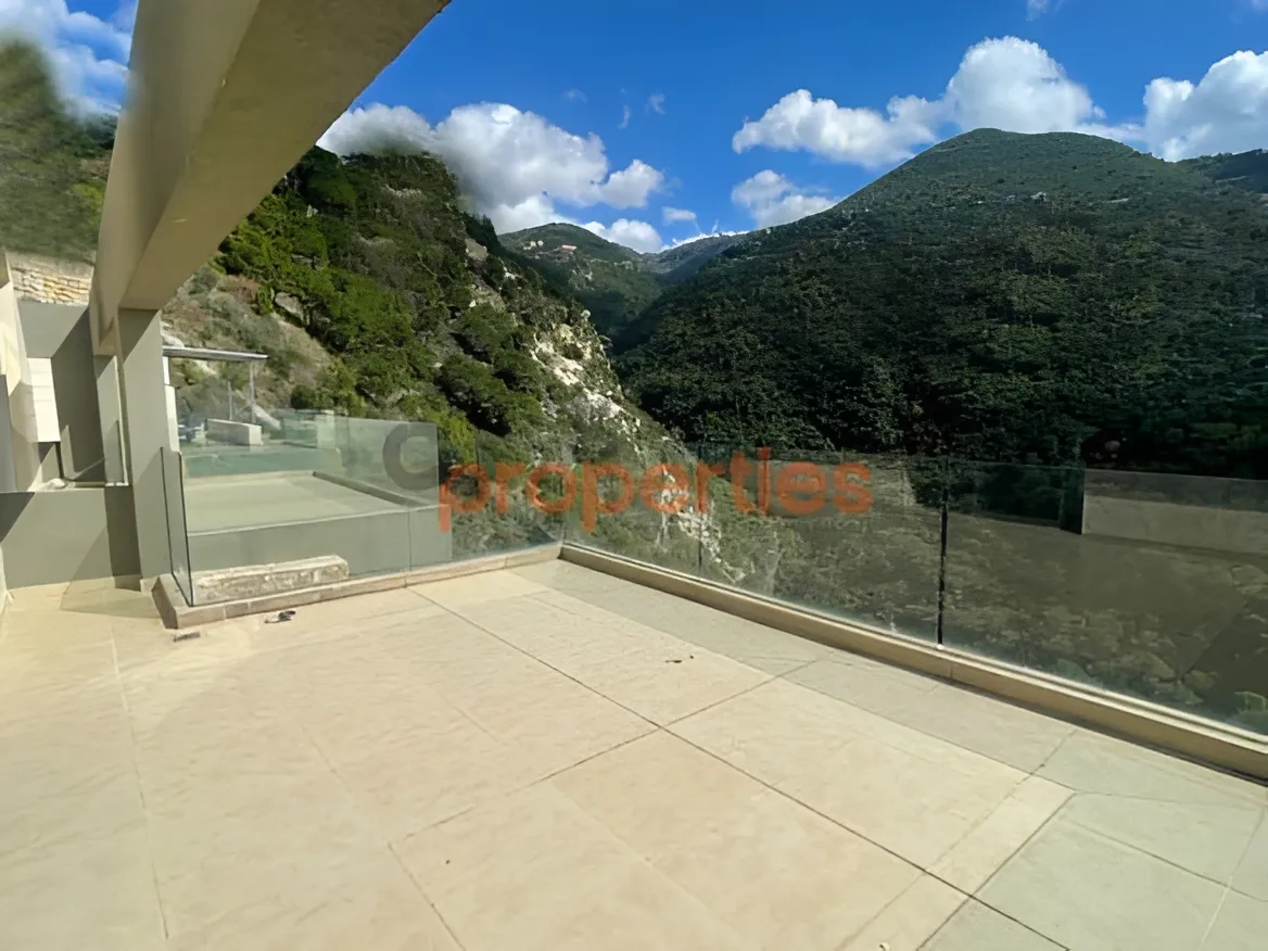 Apartment for Sale in Kfar Hbab