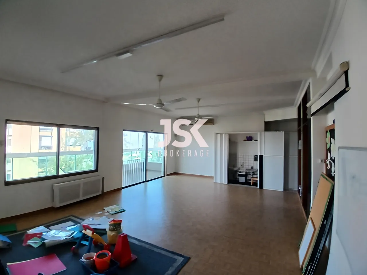 Villa for Sale in Naqqache