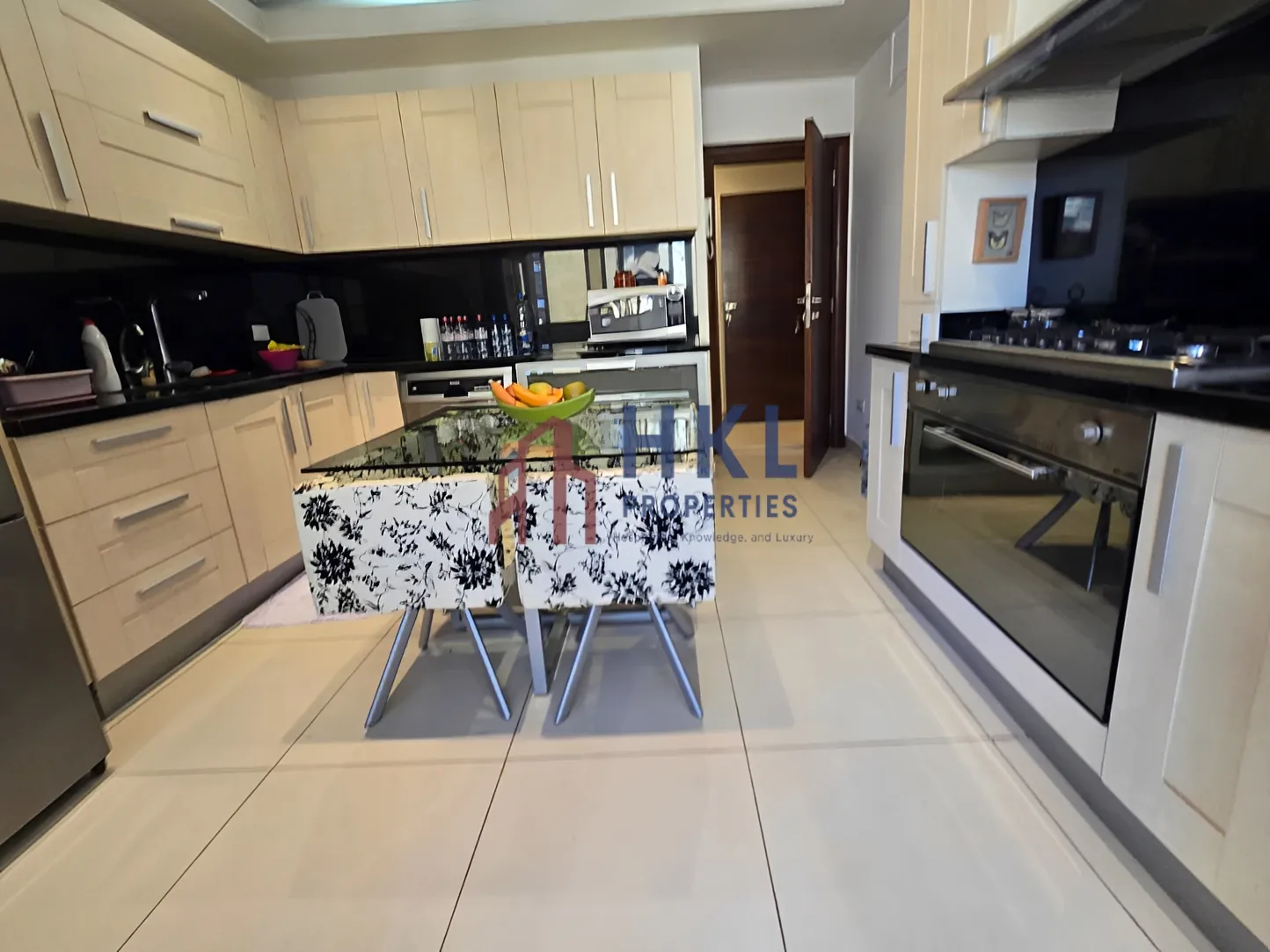 Apartment for sale in Hamra