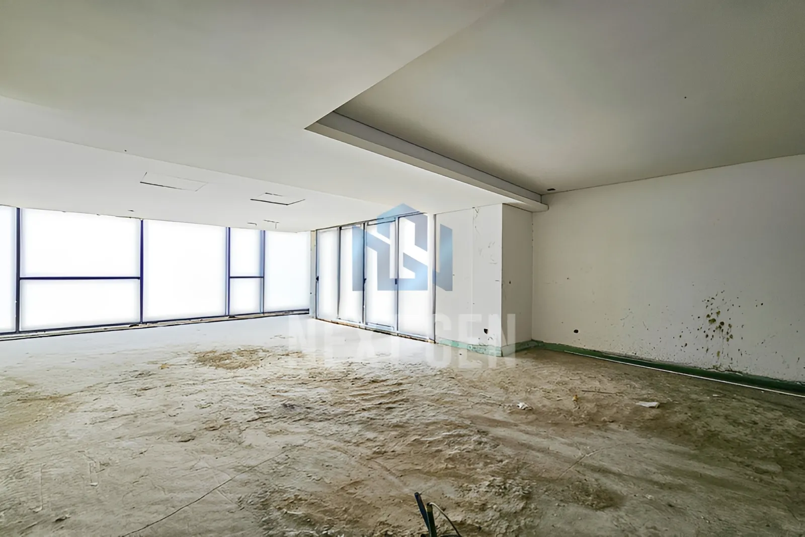 Apartment for Sale in Achrafieh - 2 bed, 4 bath