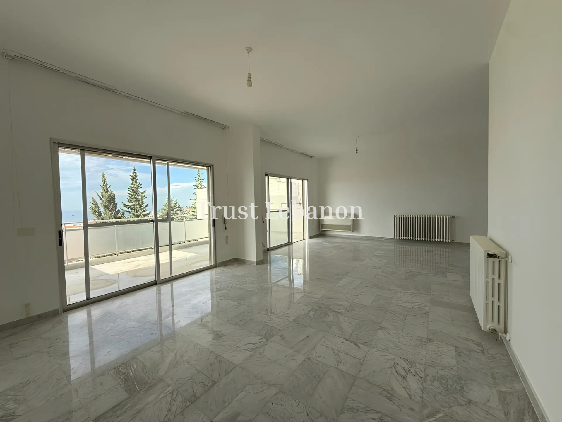 Apartment for rent in Ain Saadeh