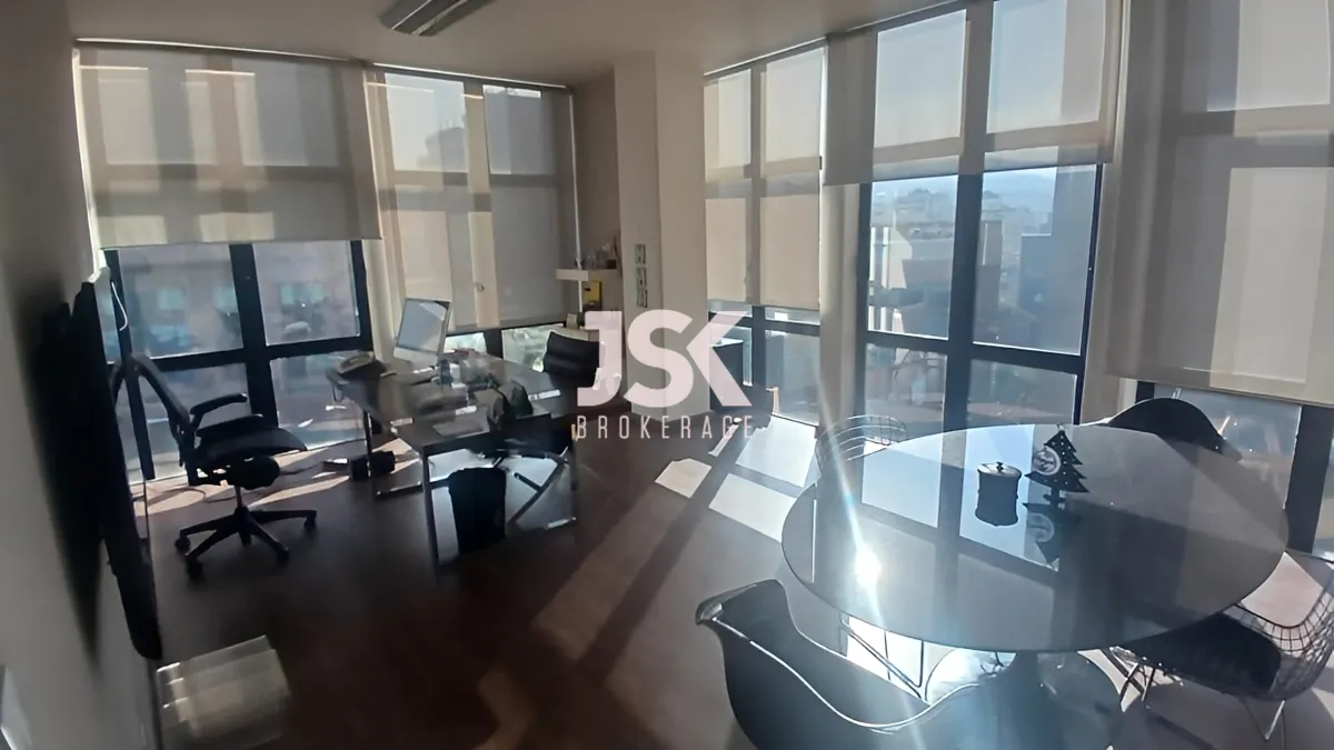 Office for rent in Sin El Fil