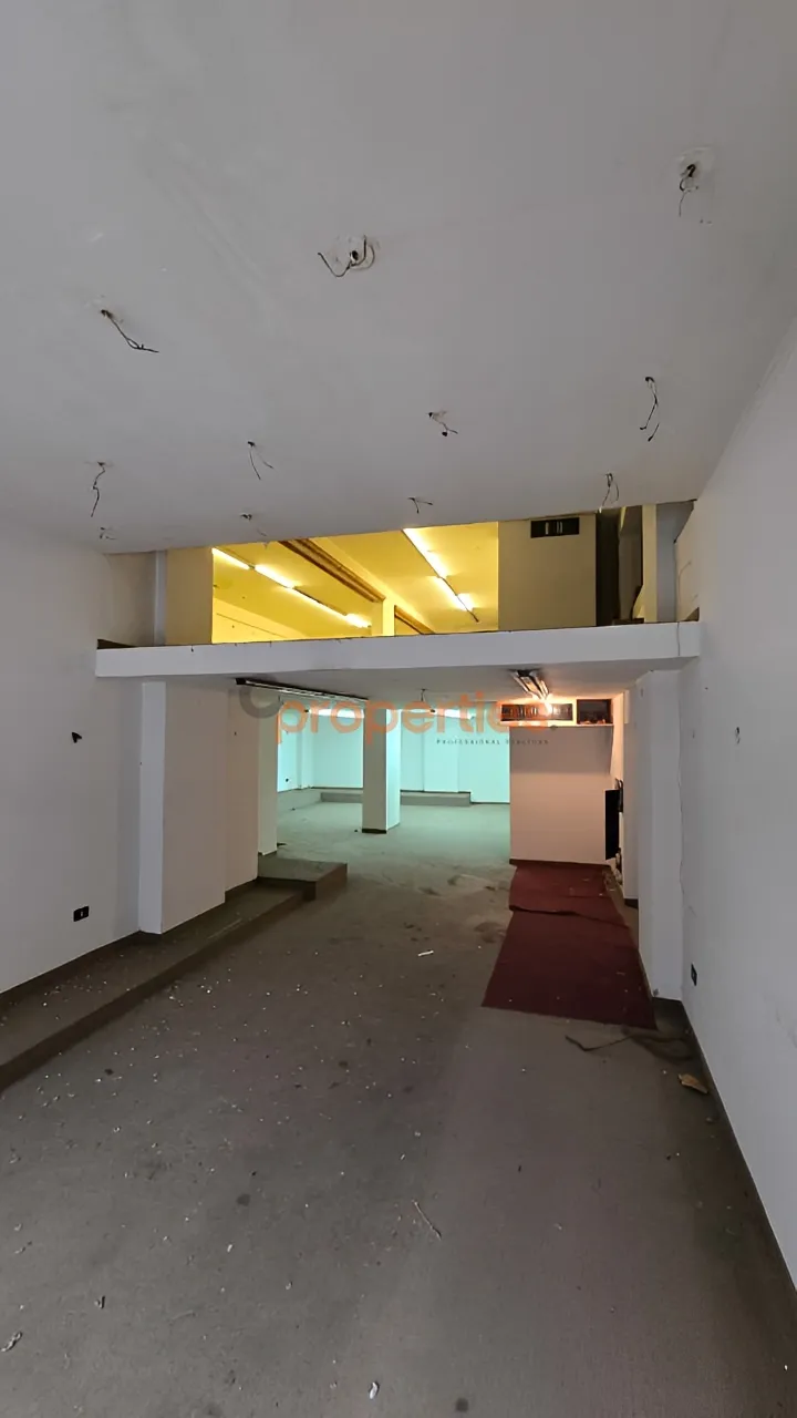 Shop for Rent in Forn El Chebbak