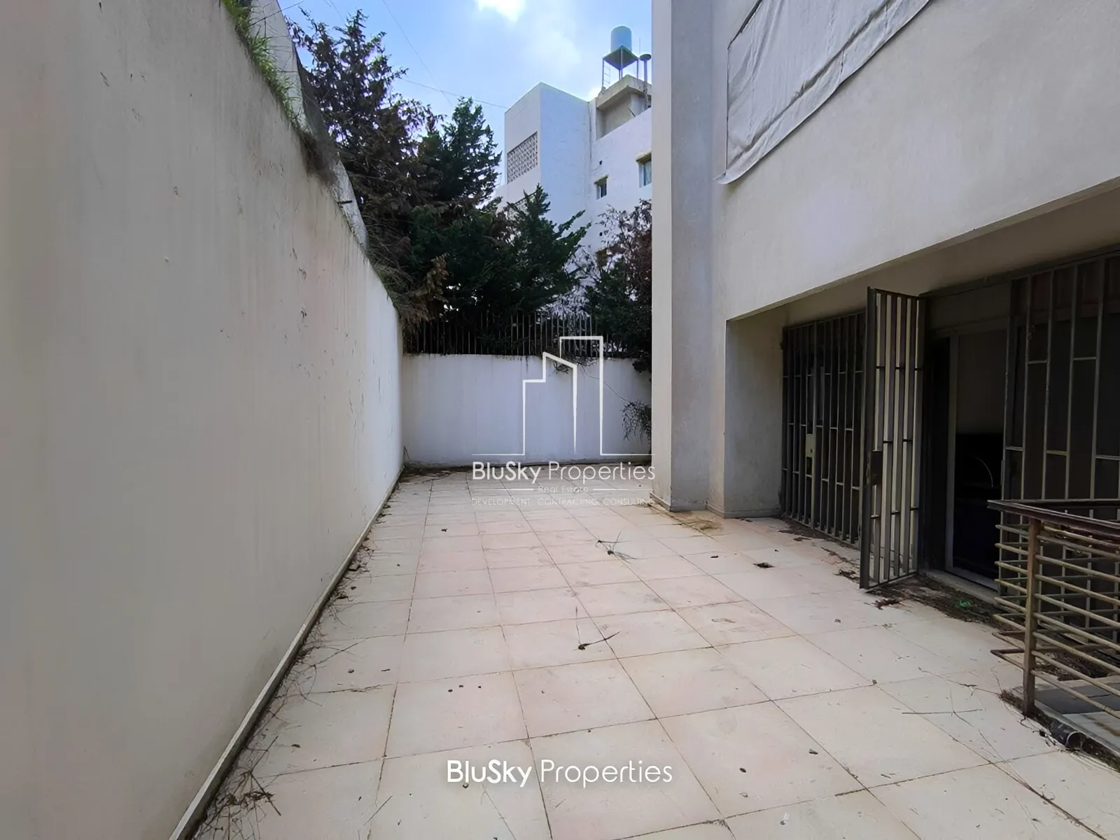 Apartment for Sale in Mtayleb - 3 bed, 4 bath
