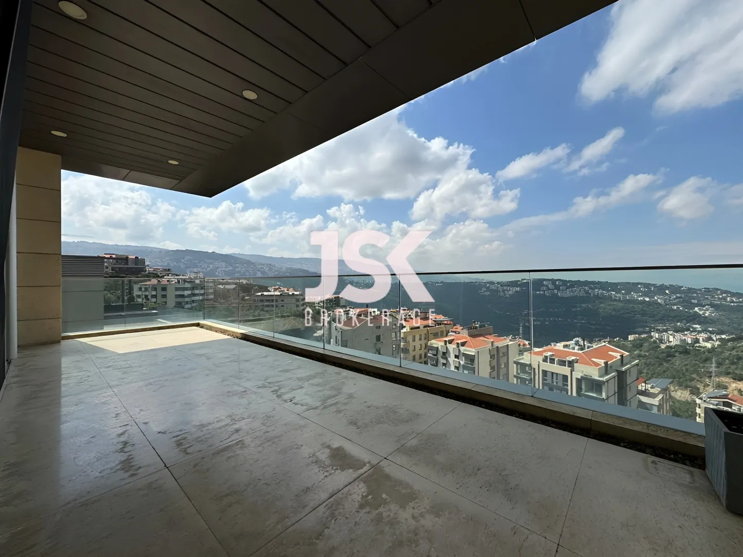 Apartment for rent in Montiverdi, Lebanon - 3 bed, 5 bath