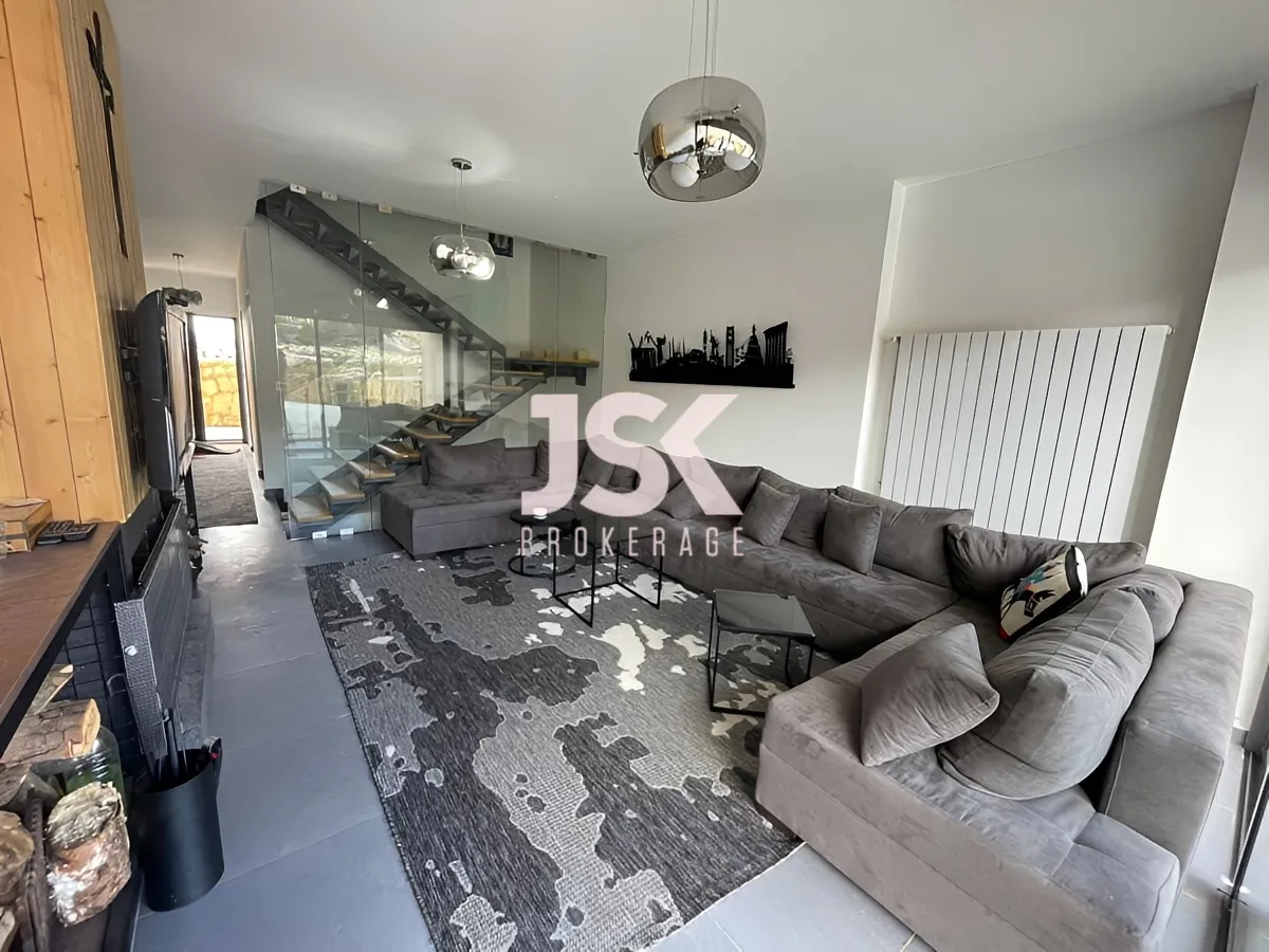 Chalet for sale in Laqlouq