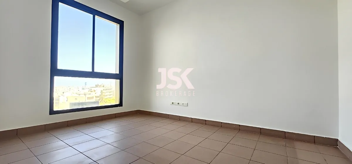 Office for rent in Hazmieh