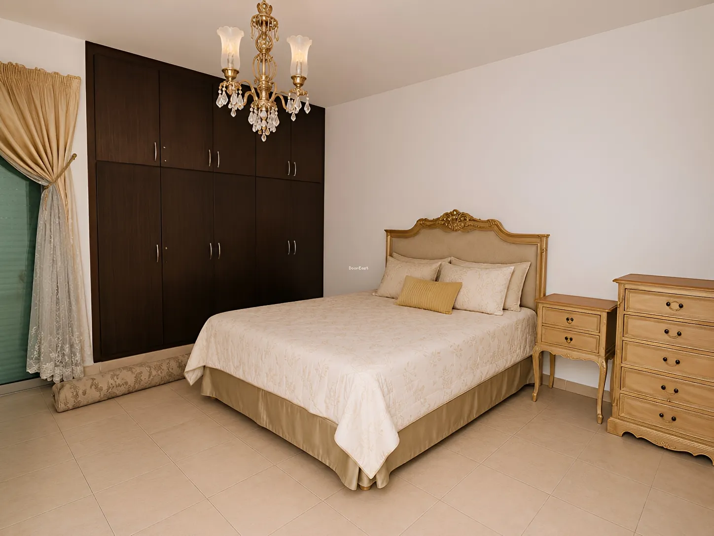 Apartment for sale in Mar Takla
