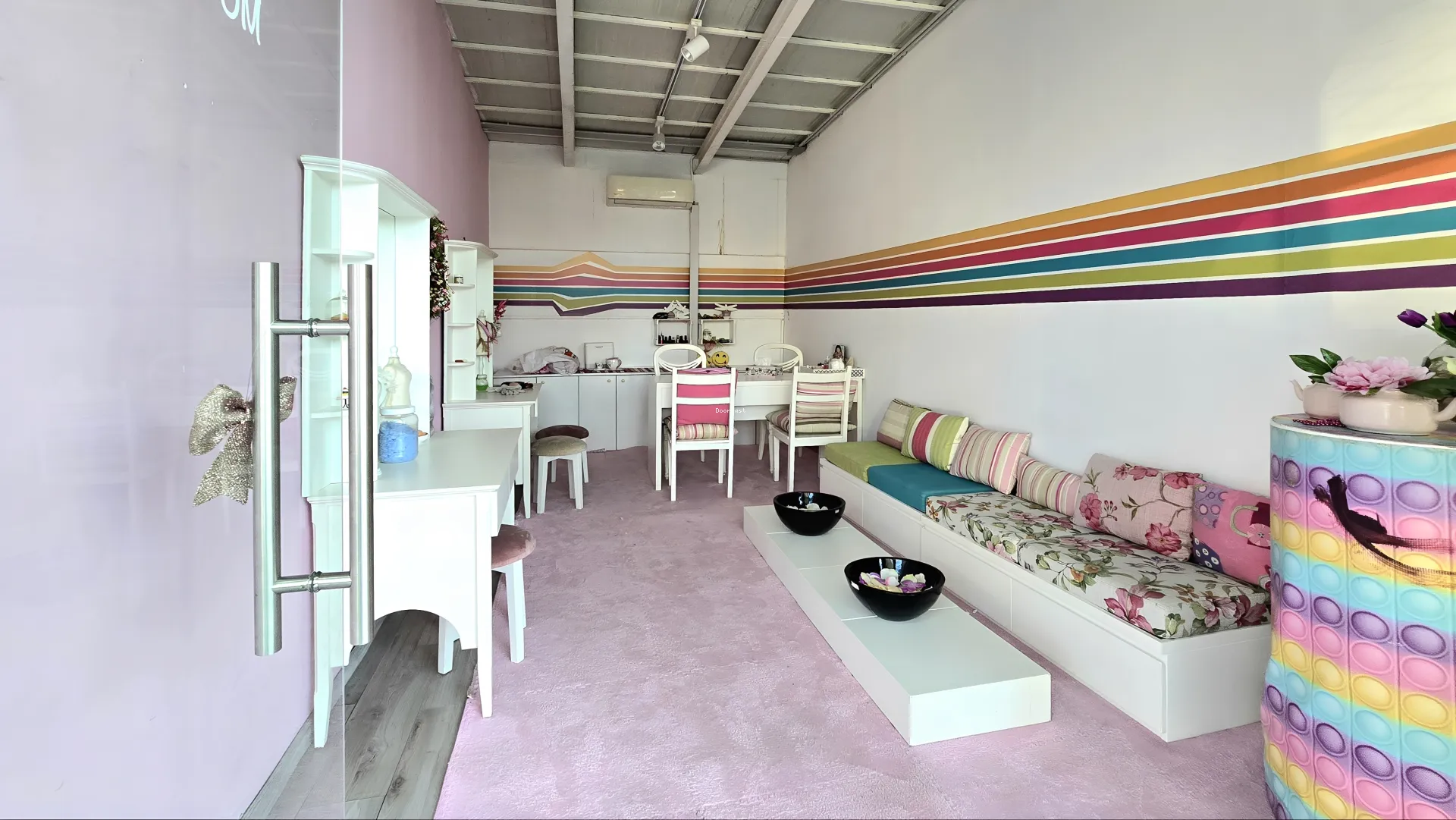 Shop for rent in Kfar Hbab
