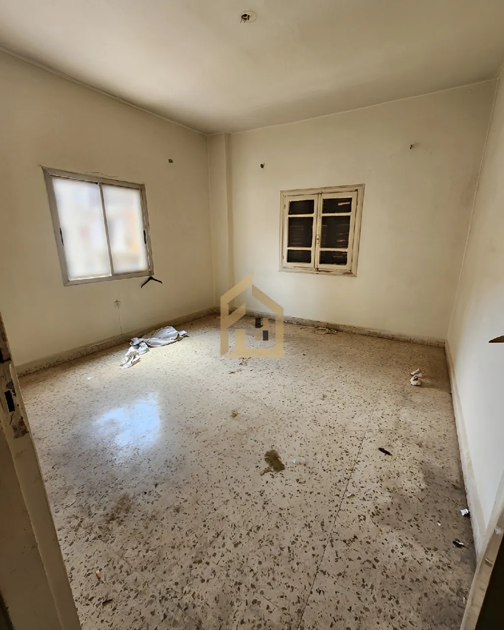 Apartment for sale in Zalqa, Lebanon - 2 bed, 1 bath