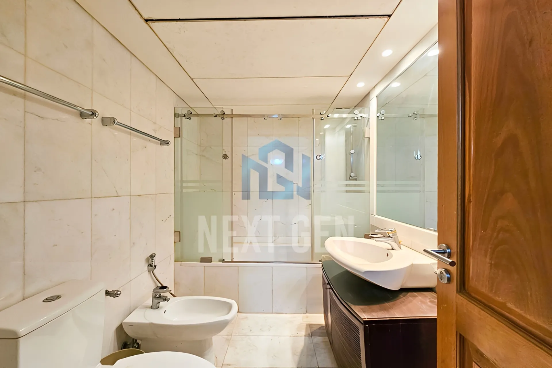 Apartment for sale in Ain Al Mraiseh, Beirut, Lebanon