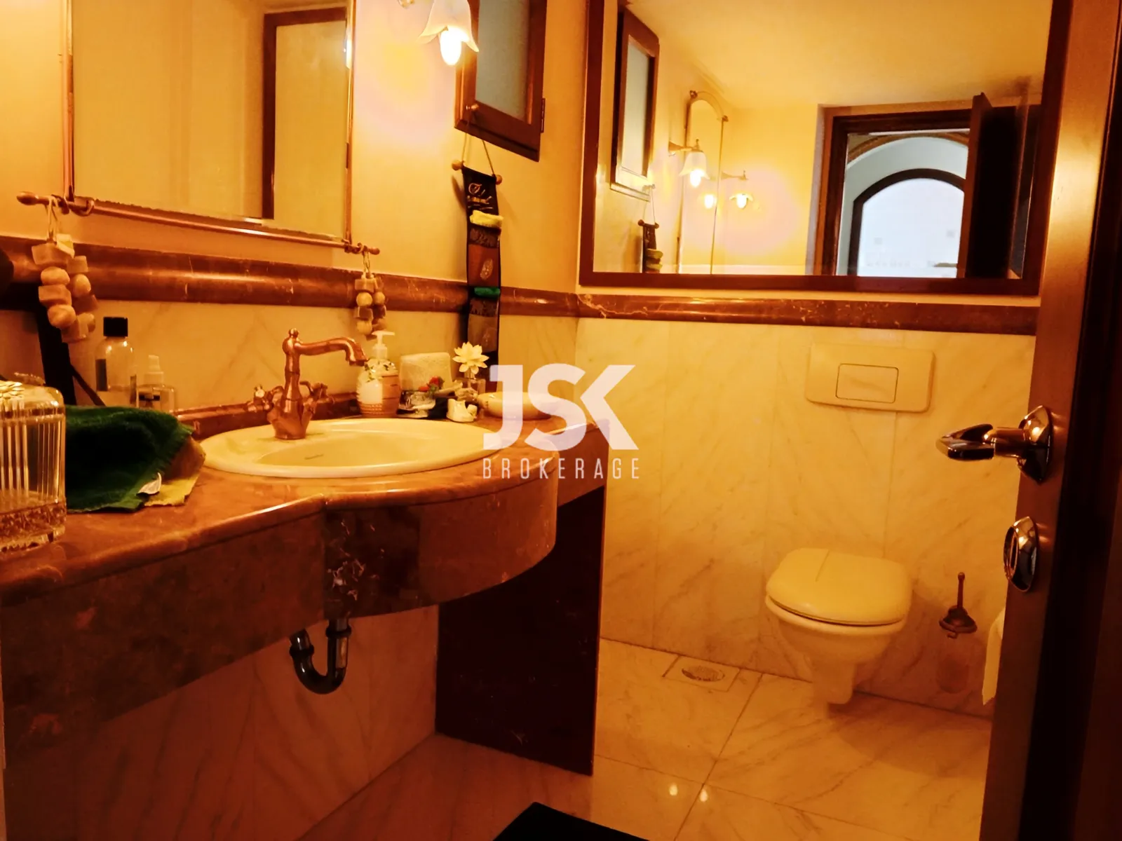 Villa for Sale in Kfour