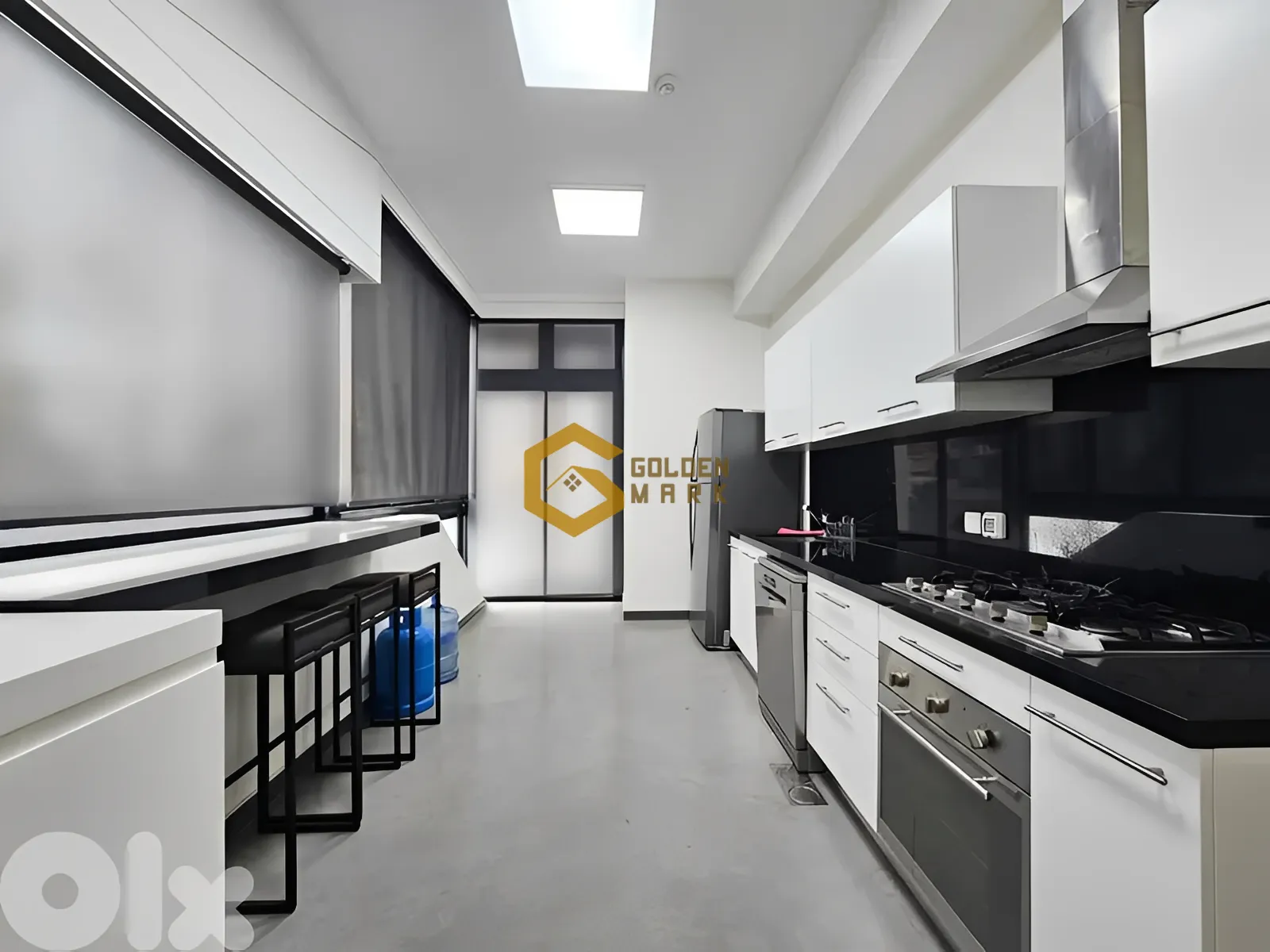Apartment for Sale in Mar Mikhael, Bayrut - 3 bed, 3 bath