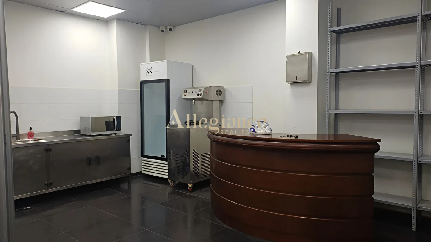 Shop for rent in Fanar