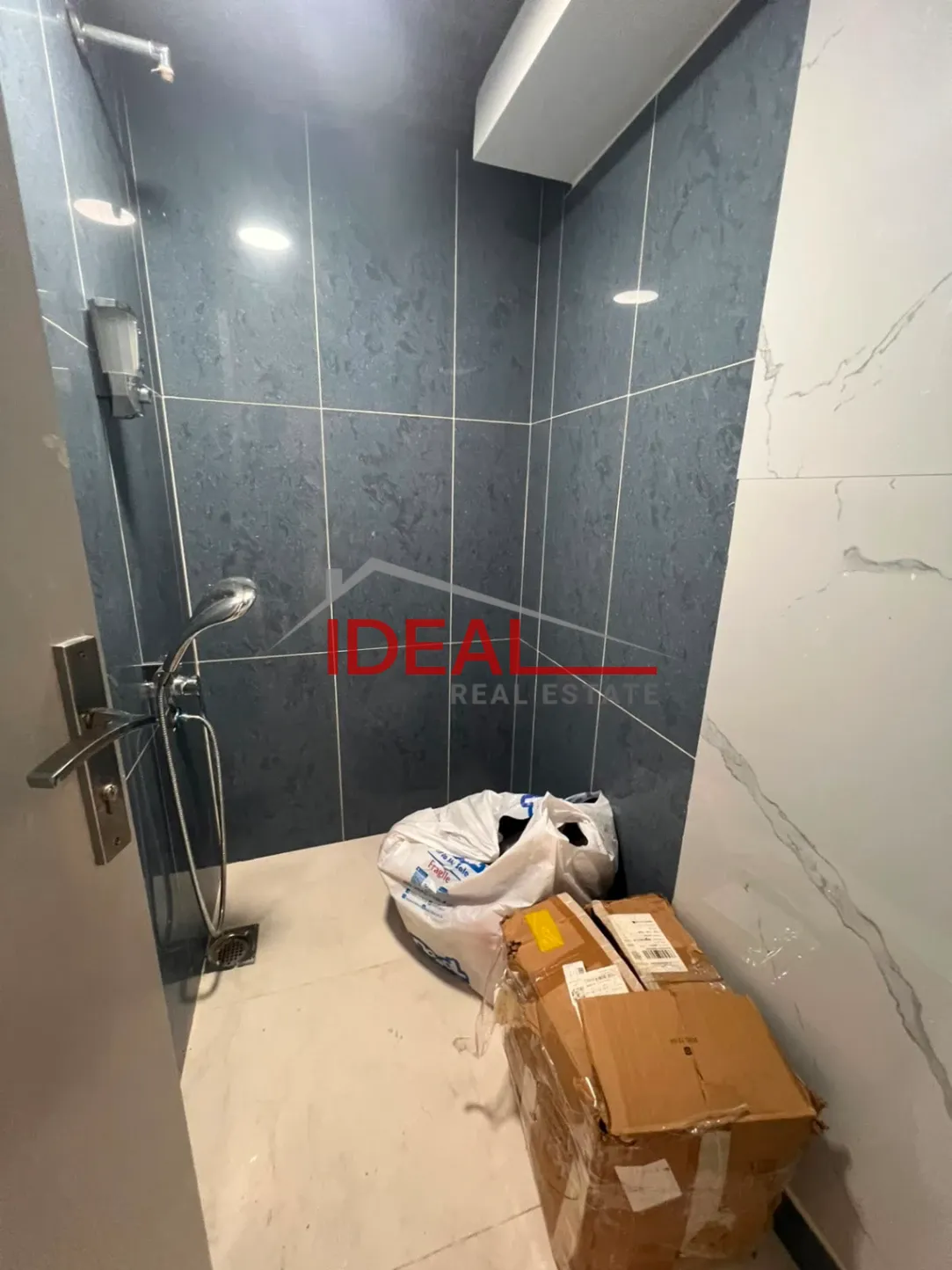 Shop for rent in Kaslik, Lebanon