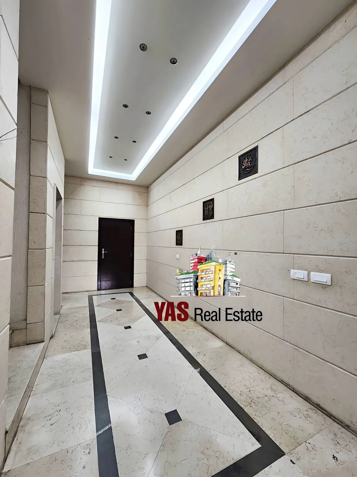 Apartment for Sale in Aaoukar, Lebanon - 5 bed, 7 bath