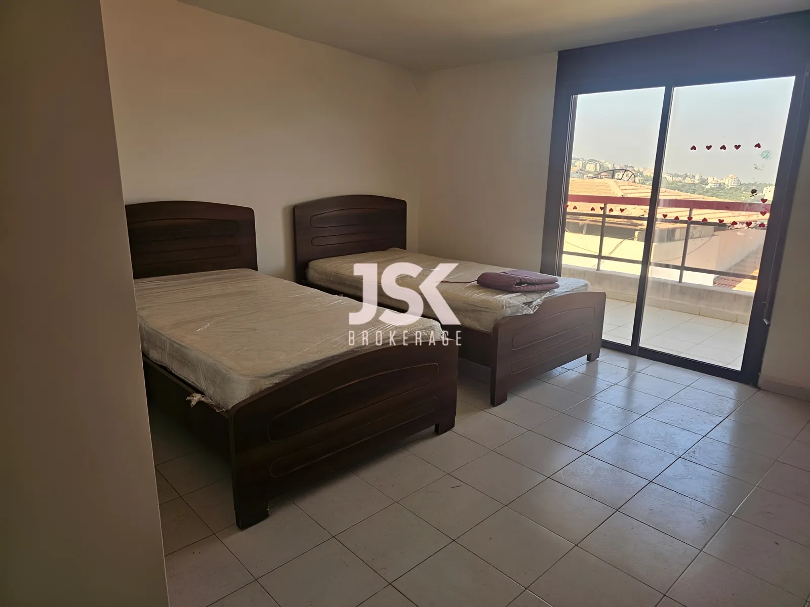 Apartment for Sale in Qornet El Hamra