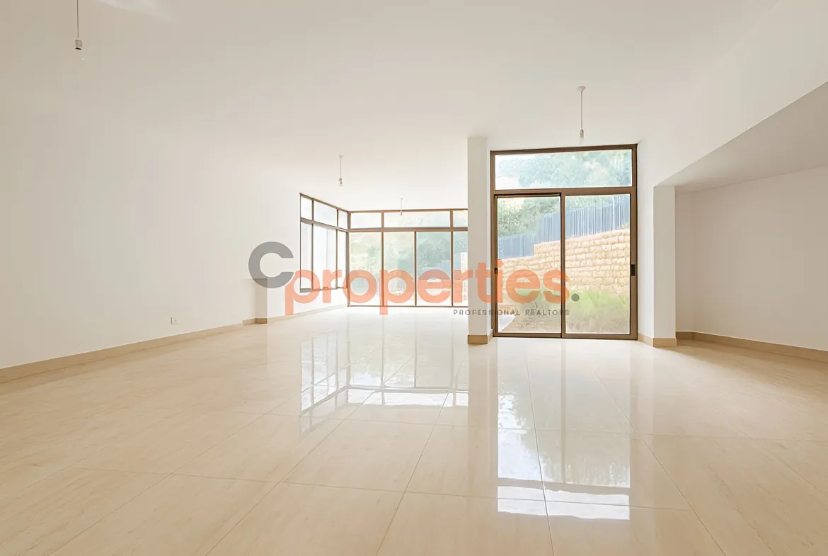 Apartment for Sale in Mansourieh - 3 bed, 4 bath