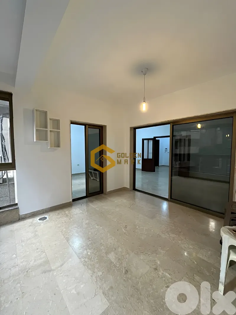 Apartment for Sale in Zarif, Bayrut - 3 bed, 4 bath