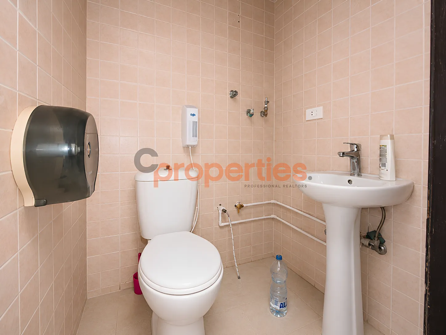 Office for rent in Hamra, Beirut, Lebanon