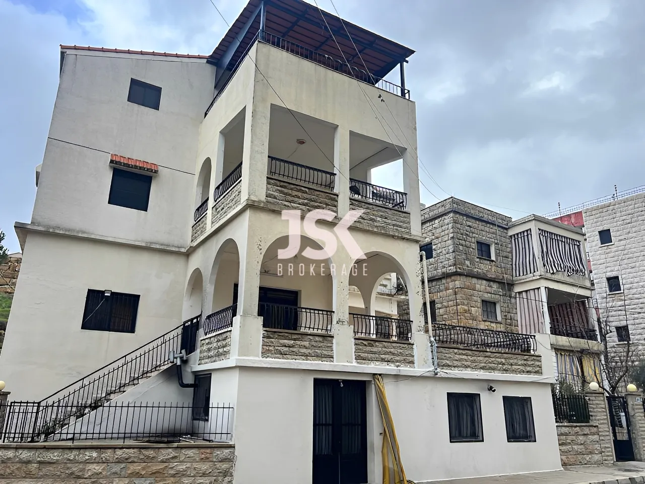 Building for Sale in Bhamdoun