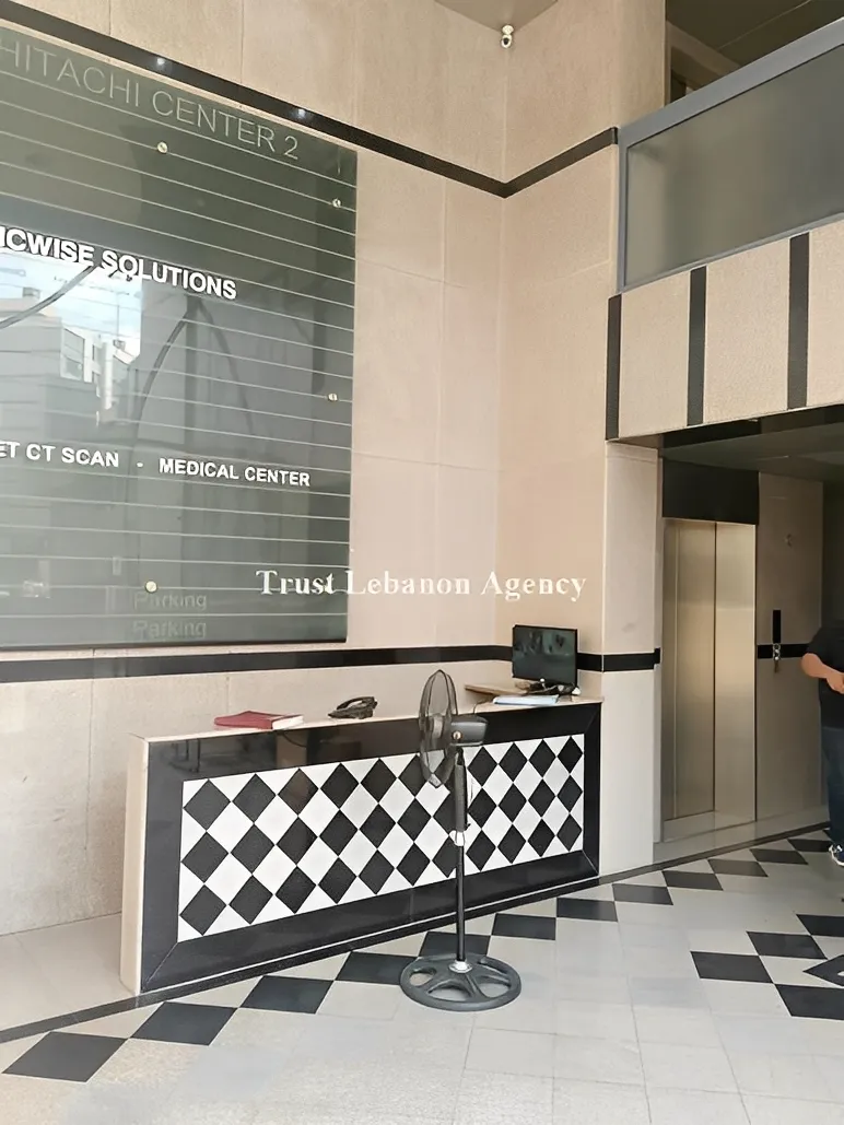 Office for rent in Metn, Sid El Bauchrieh