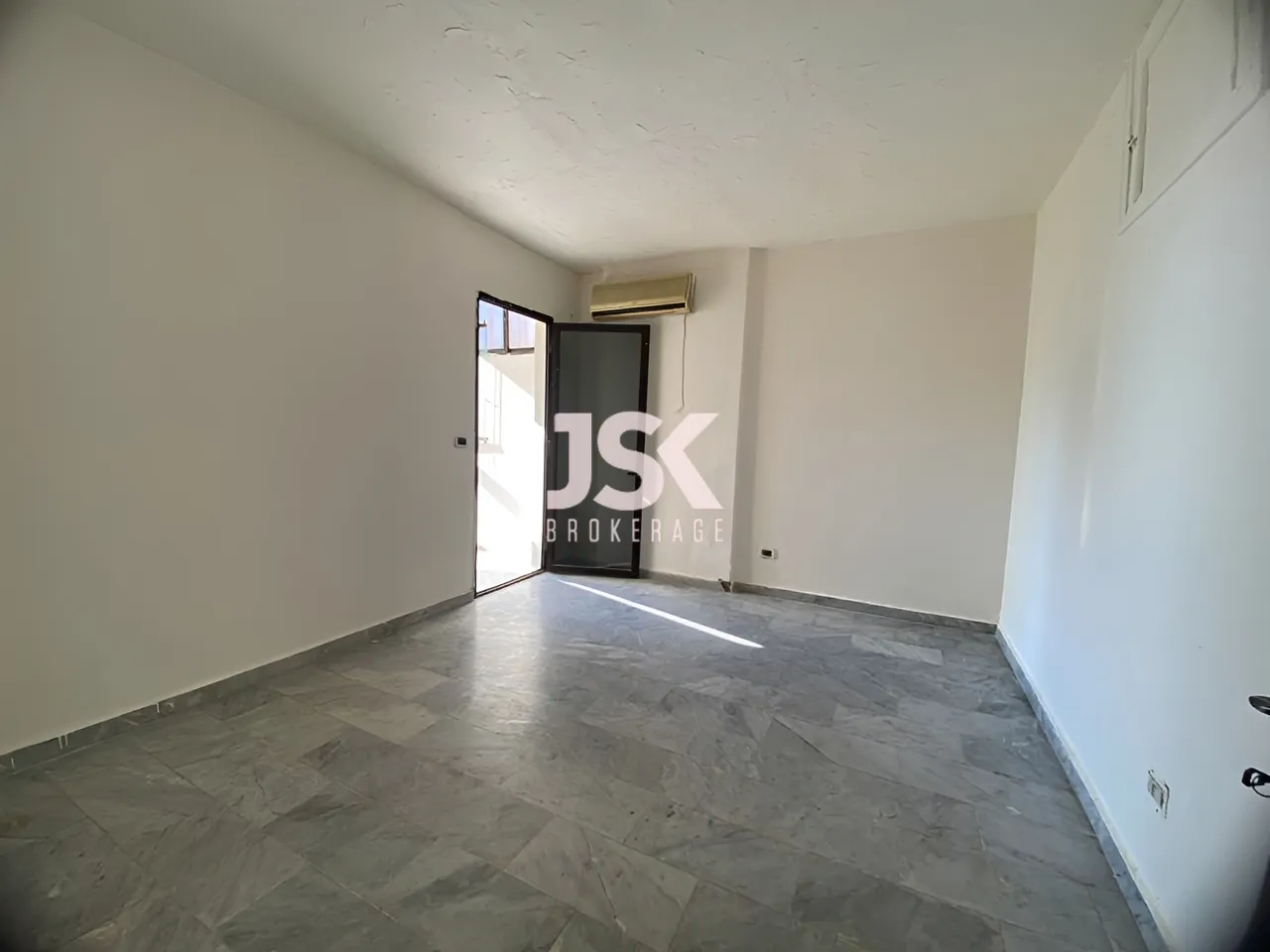 Apartment for Sale in Ras