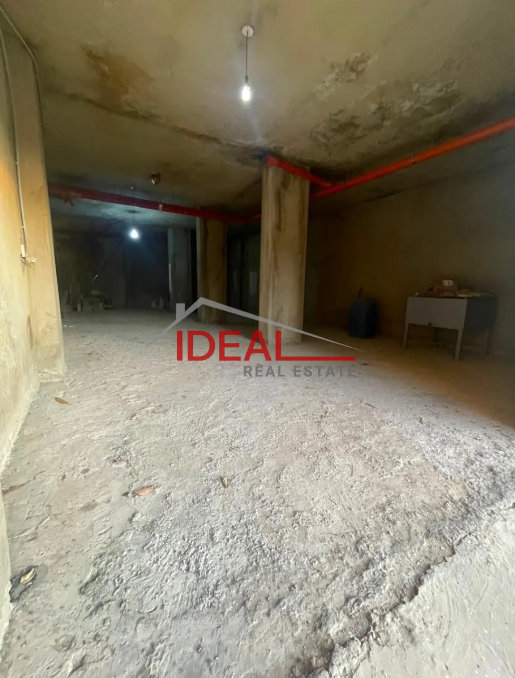 Warehouse for sale in Dik El Mehdi, Lebanon