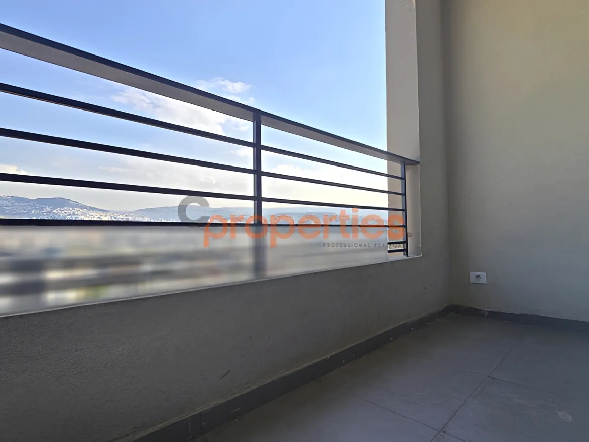 Apartment for Sale in Forn El Chebbak