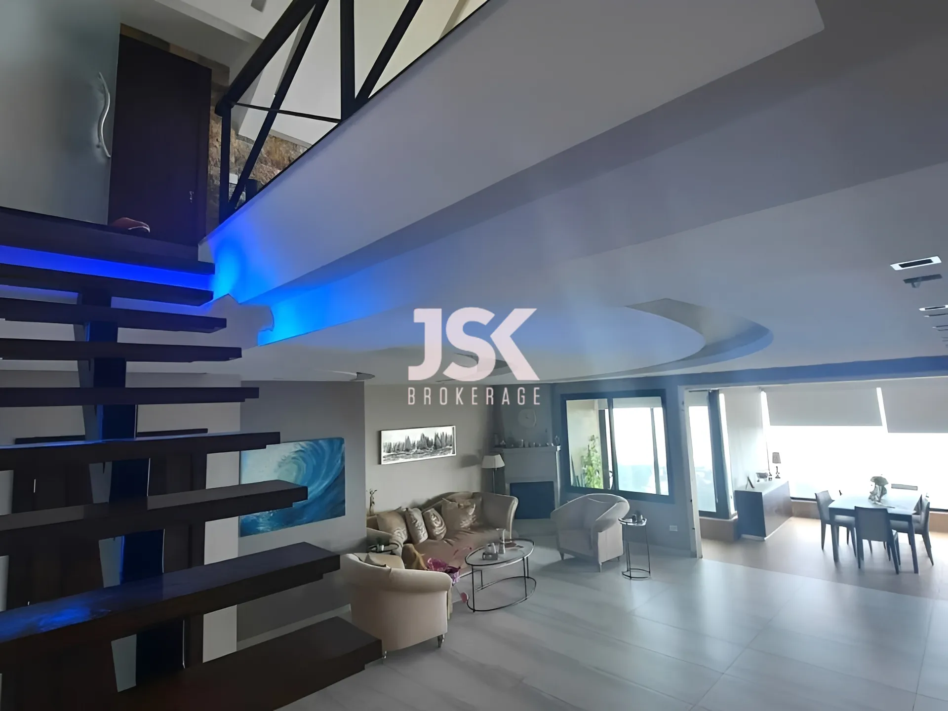Duplex for Sale in Ajaltoun - 4 bed