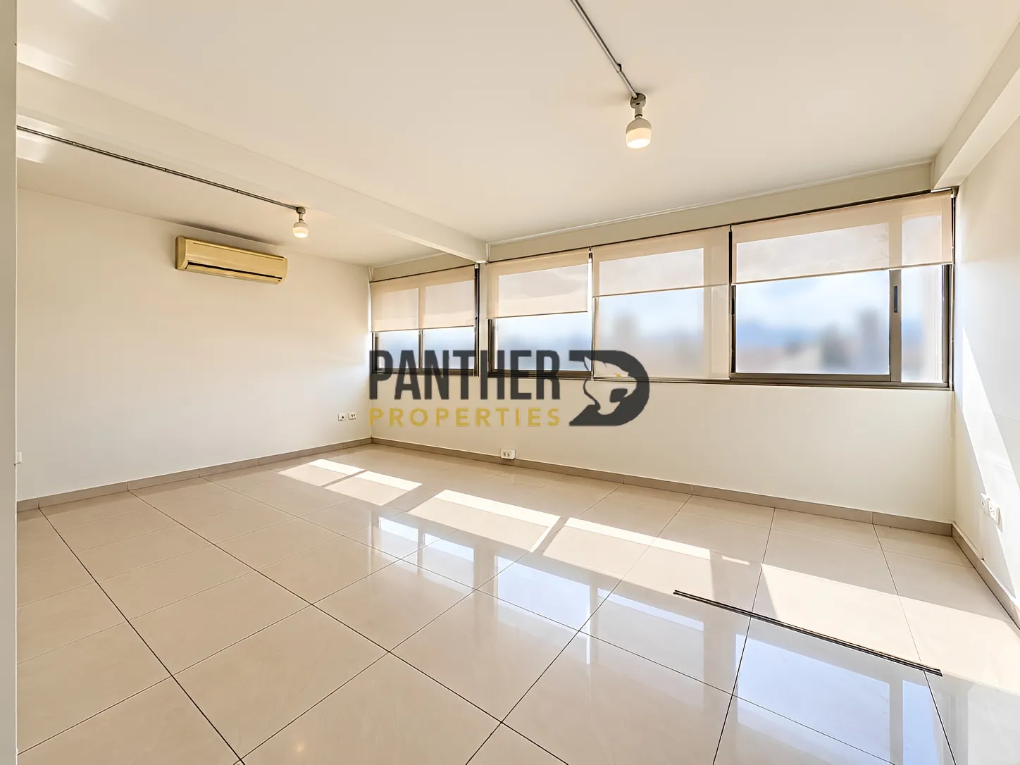 Office for rent in Achrafieh