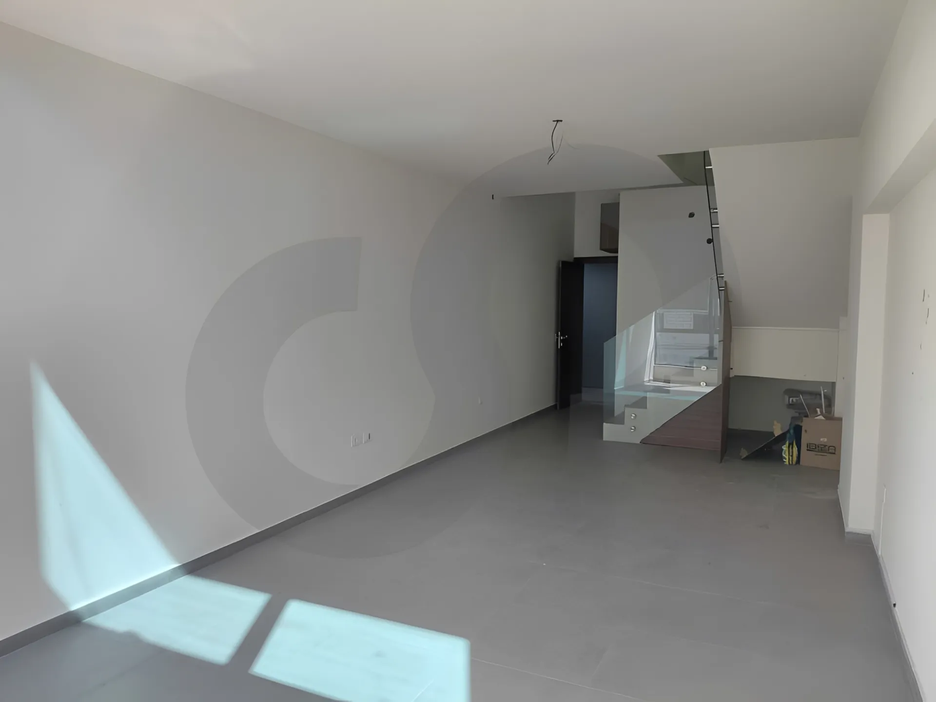Office for Rent in Dekwaneh
