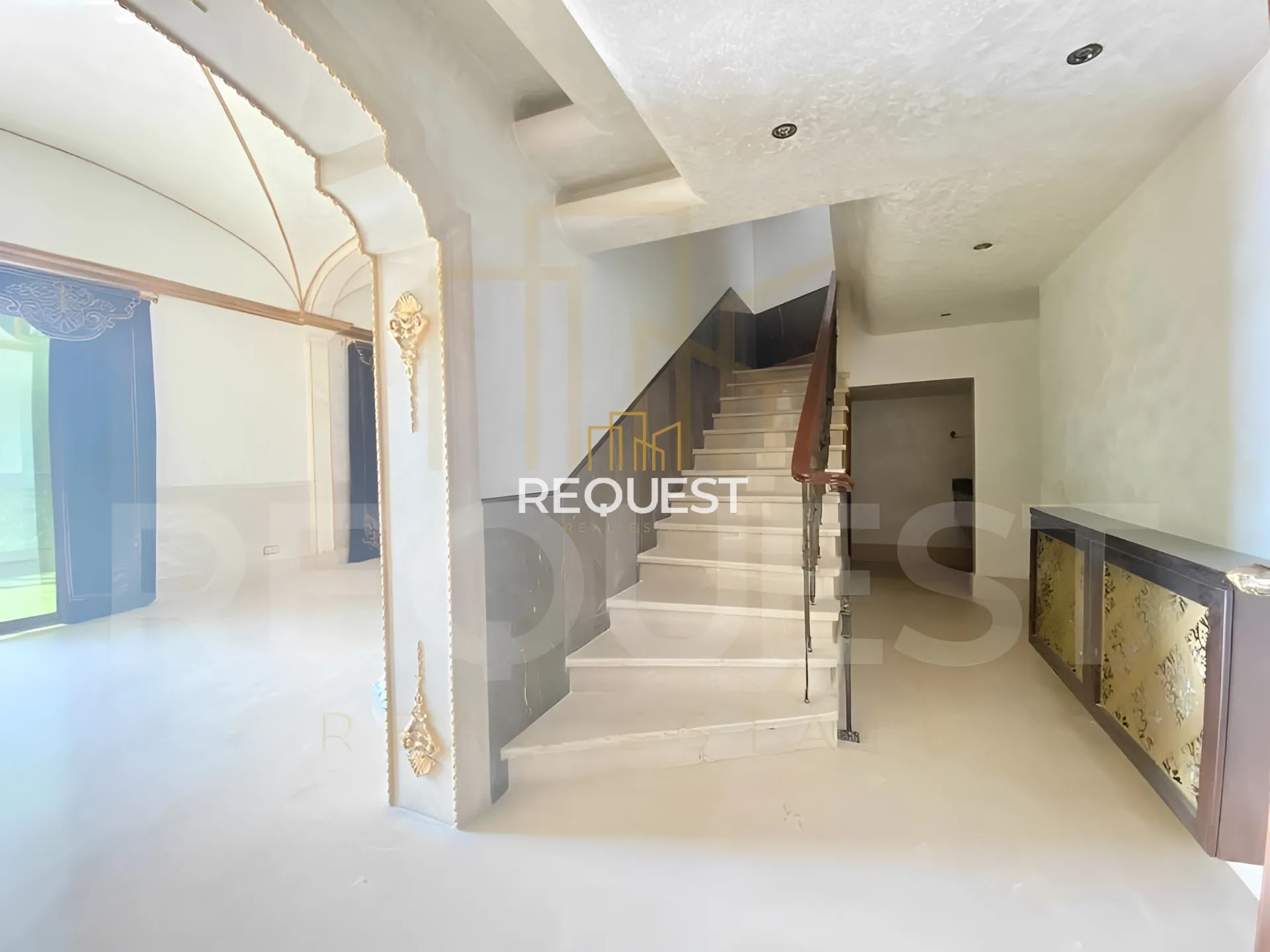 Triplex for sale in Jnah, lebanon