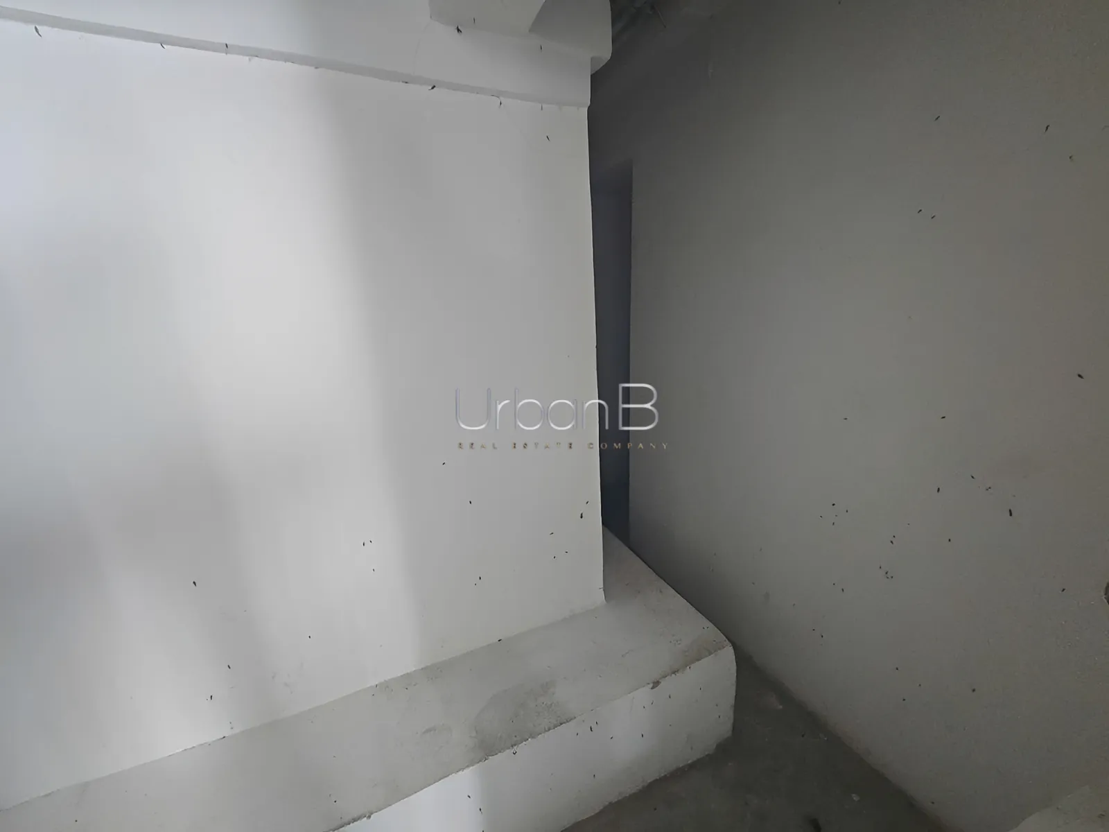 Shop for rent in Hamra, beirut, lebanon