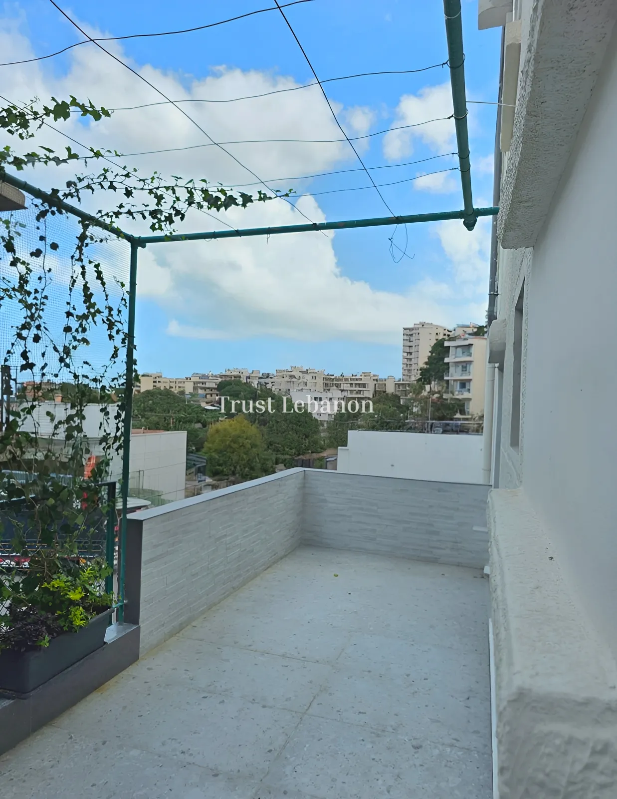 Office for rent in Antelias, Lebanon