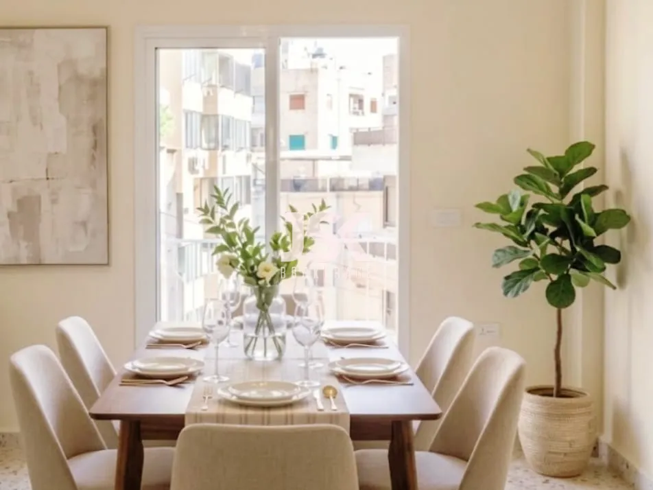 Apartment for Sale in Forn El Chebbak