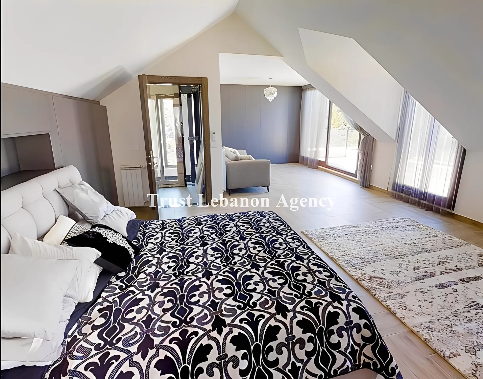 Villa for Sale in Chouf, Damour