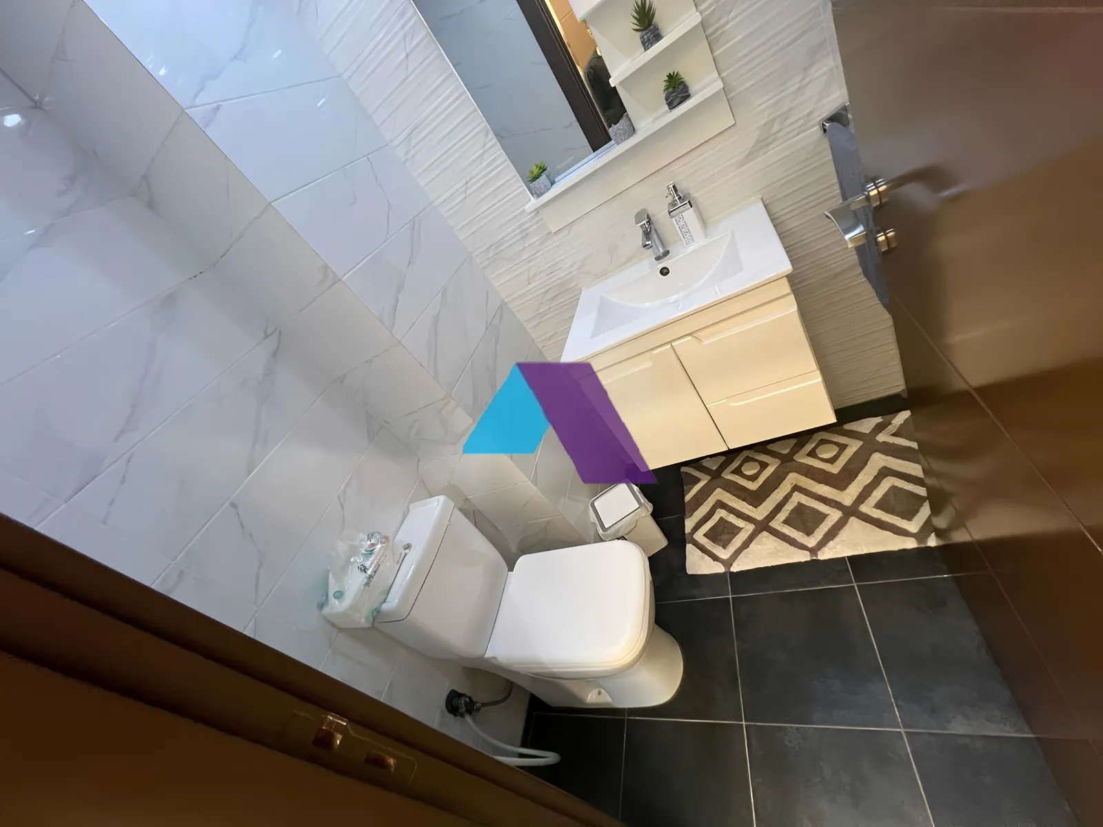 Apartment for Sale in Forn El Chebbak
